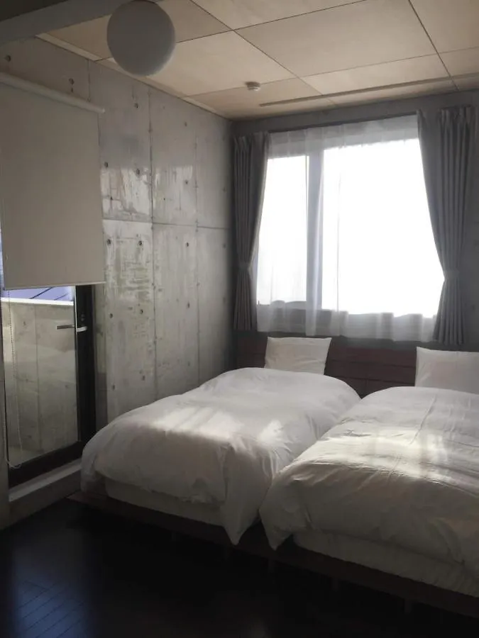 Treeside Hotel Yugawara 2*,